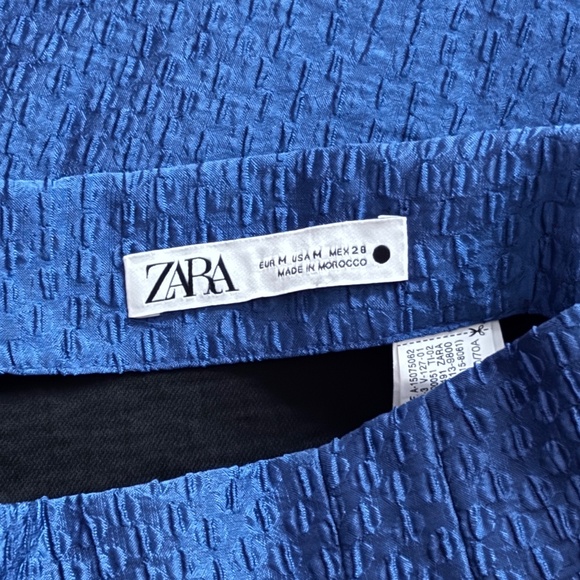 Zara Satin Effect Mini Skirt - Blue Size S/M - Picture 5 of 6